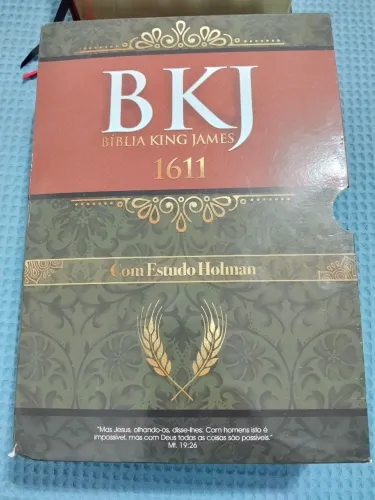 BÍBLIA DE ESTUDO KING JAMES - Folhas de ouro