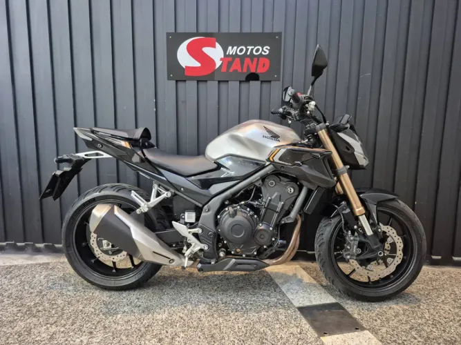 Honda CB 500F 450 cc