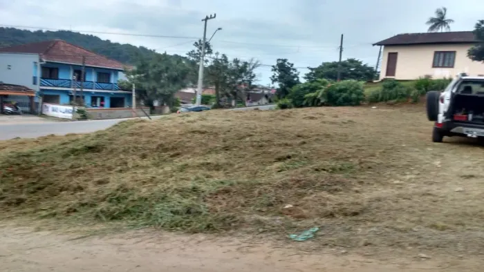 Terreno para Venda em Joinville, Petrópolis