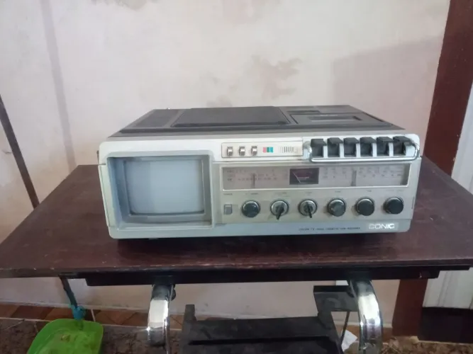 TV RADIO CASSETE CONIC..FAVOR LER DESCRIÇÃO