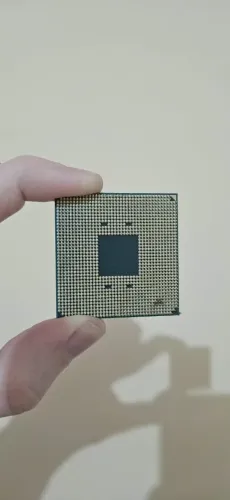 Ryzen 5 3600 - Usado - Sem cooler