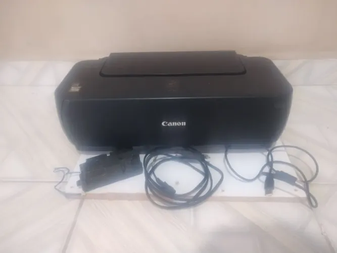 Impressora canon ip1900 (funcionando) vai com os cabos 