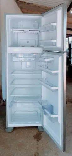 Geladeira de inox duplex Eletrolux frossfre 110vts