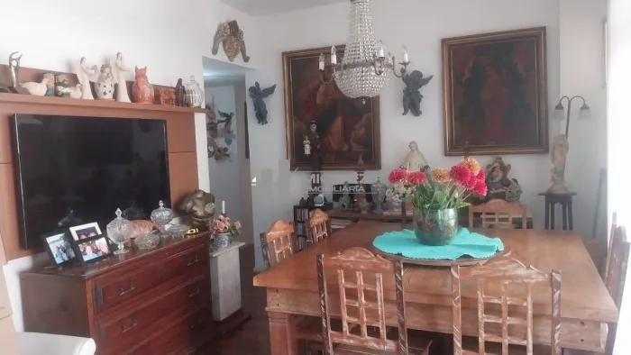 Excelente apartamento com varanda e 3 quartos, sendo 1 suíte na Rua da Cascata, no bairro