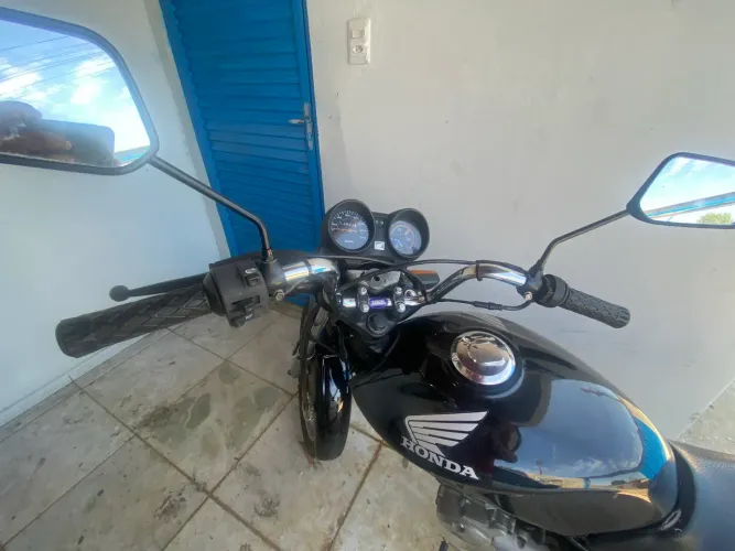 Vendo ou troco de som de carro