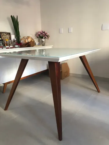 Mesa laca branca