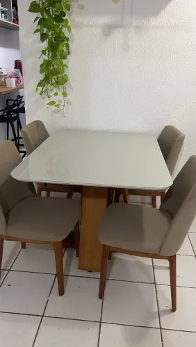 Mesa em madeira