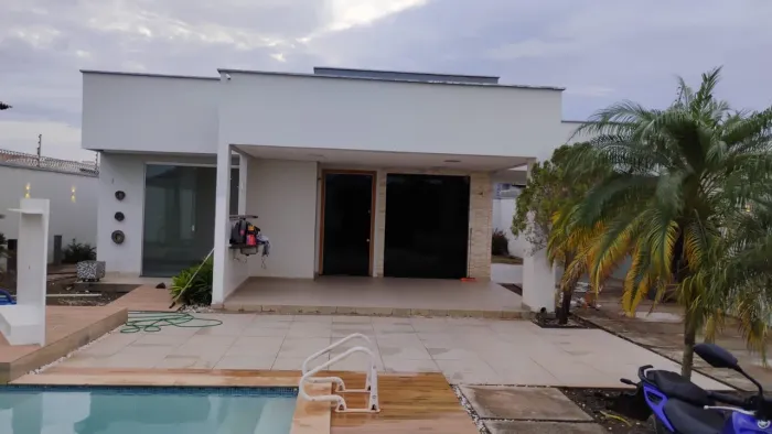 Linda casa