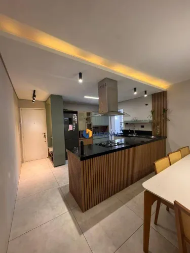 Apartamento com 3 quartos à venda, 89 m² por R$ 600.000 - Zona 07 - Maringá/PR