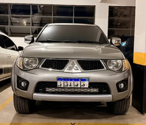 Mitsubishi L200 Triton HPE 3.5 CD V6 24V Flex Aut. 2012