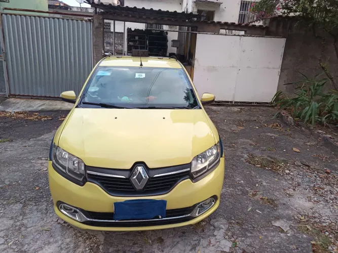 Renault Logan Dynamique Hi-flex 1.6 8V 4P 2015