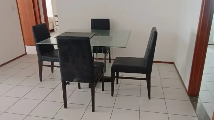 Mesa 4 cadeiras