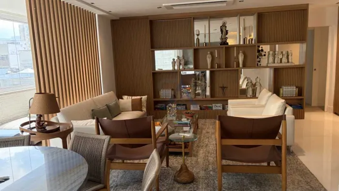 Apartamento : Quadra da Praia / Residencial / Leblon