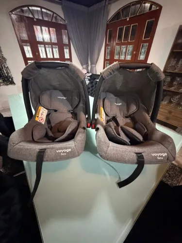 Bebê Conforto Voyage Beta Cinza