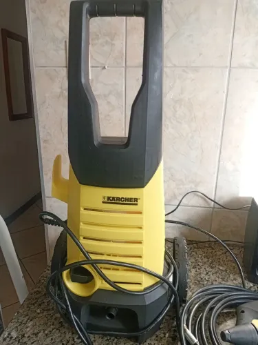 Vende se maquina de pressão, usada poucas vezes 400,00 R$