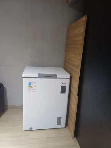 Freezer semi-novo