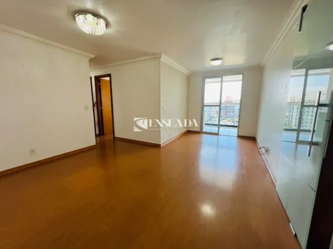 Apartamento à venda em Vitória-ES: 3 quartos, 1 suíte com closet, 2 salas, 3 banheiros, 2