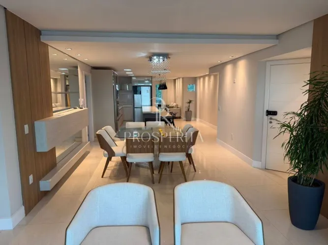 Cobertura Vista Mar para Locação na Praia de Cabeçudas em Itajaí