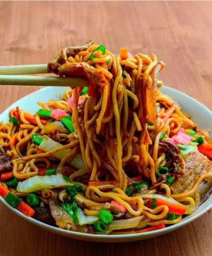 Vaga para Cozinheiro / Aux Sushiman 