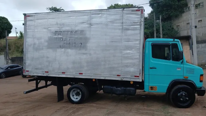 MERCEDES-BENZ 710 IMPECÁVEL E PRONTO PRA TRABALHAR!