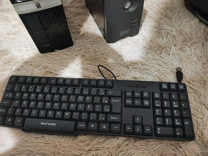 Tela de computar , CPU e impressora