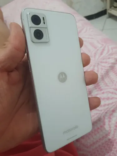 Celular Mote E22