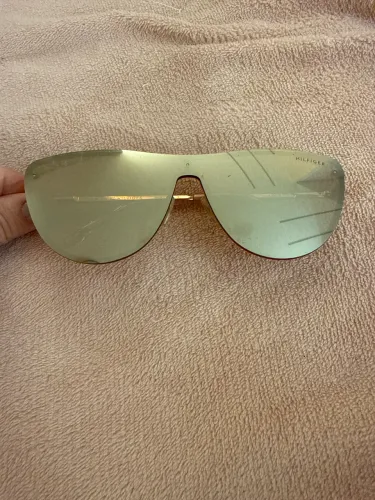 Óculos de sol espelhado Tommy Hilfiger