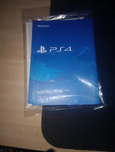 Manuais do PS4 slim original versão rara LACRADA americana