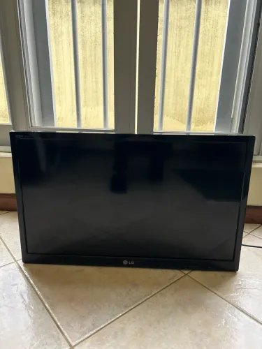 Vendo tv e monitor LG 20 polegadas