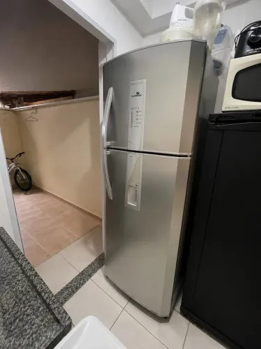 Geladeira inox falta gás