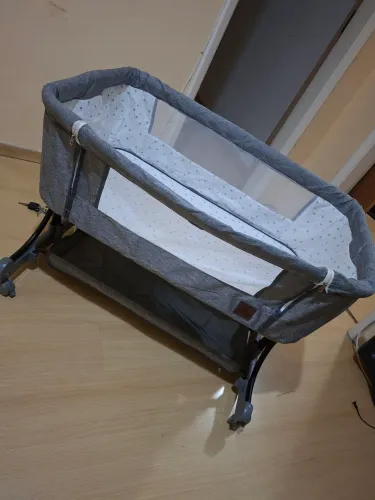 Berço Móvel Cinza ? Prático e Confortável