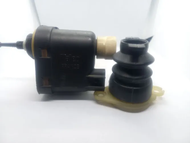 Motor farol eletrico monza tubarão original valeo com coifa