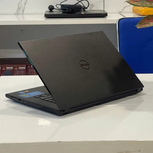 Notebook DELL i3 8GB memória HD 1TB em estado de 0km