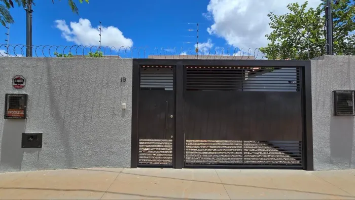 Casa Térrea à venda, 1 quarto, 1 suíte, 1 vaga, Lagoa Dourada - Campo Grande/MS