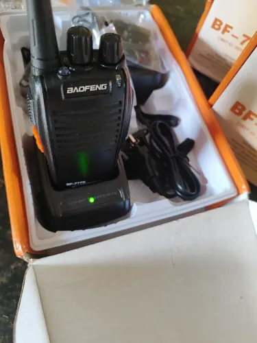 2 Radio Baofeng 777s Walk Talk<br>(18412)<br>Comunicador 16 Canais