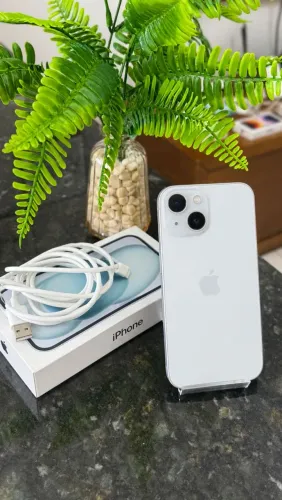 iPhone 15 128GB