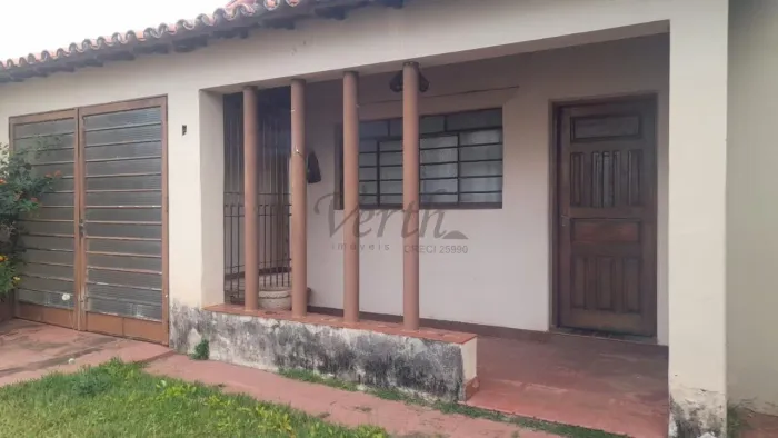 Casa Térrea à Venda em Sousas - Campinas/SP