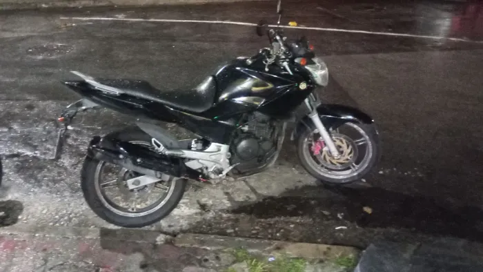 Troco moto pôr carro