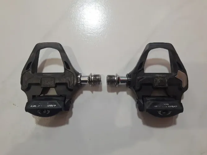 Pedal Shimano PD-R8000 Ultegra Carbono Speed  