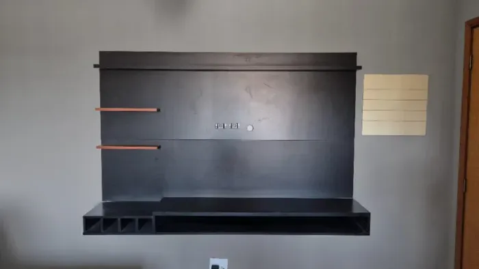 Painel de TV preto