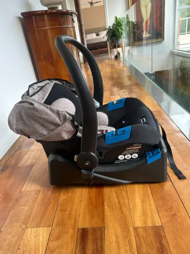 Bebê Conforto Com Base Burigotto Tourin