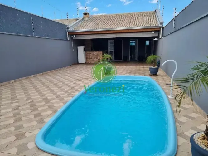 Linda Edícula com piscina à venda em Porto Feliz