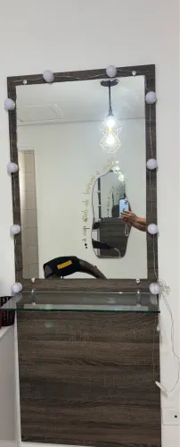 Bancada com espelho