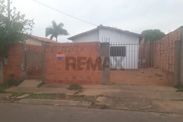 "Casa Encantadora em Rondonópolis: Conforto & Praticidade"
