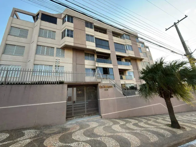 Apartamento para locação com 1 suíte e 4 quartos, localizado no Centro / Country, em Casca