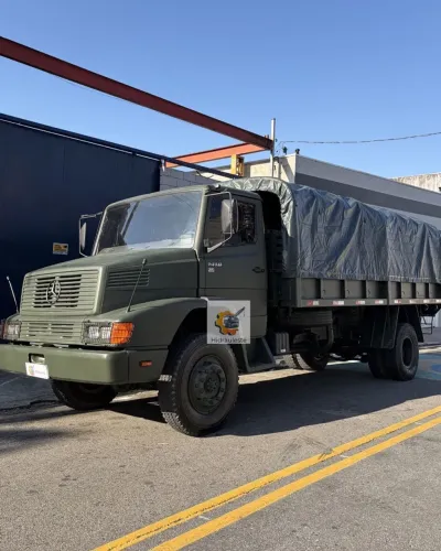 Caminhão mercedes 1418 - 4x4 carroceria
