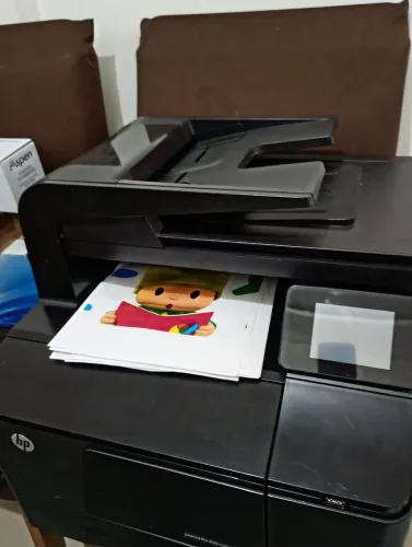 Impressora Hp LaserJet pro 200 colorida