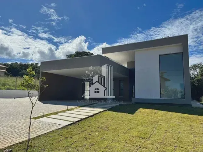 Casa de Alto padrão NOVA- Condominio Gran Royalle Casa Branca.