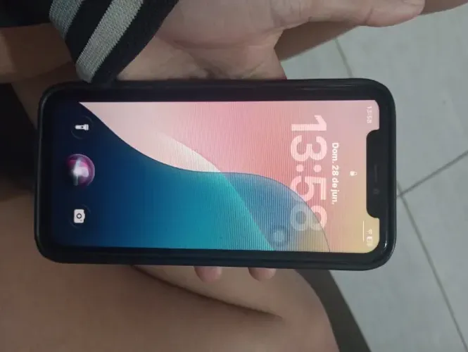iPhone 11