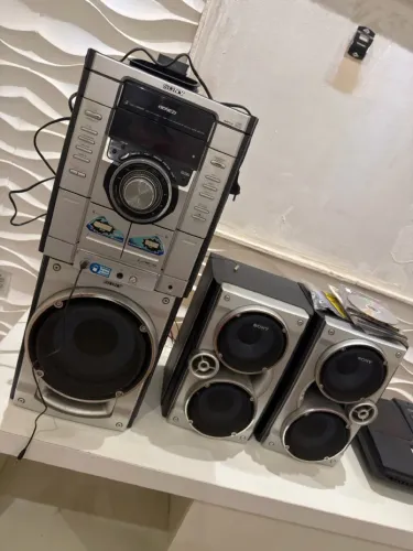 Mini System Sony Genezi MHC-RG475S - Usado em Perfeito Estado e Funcionando Perfeitamente